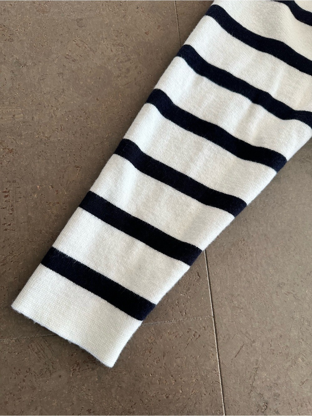 Jilly Box Smash + Tess White Cardigan with Navy Stripes & Gold Buttons M/L - Picture 13 of 15